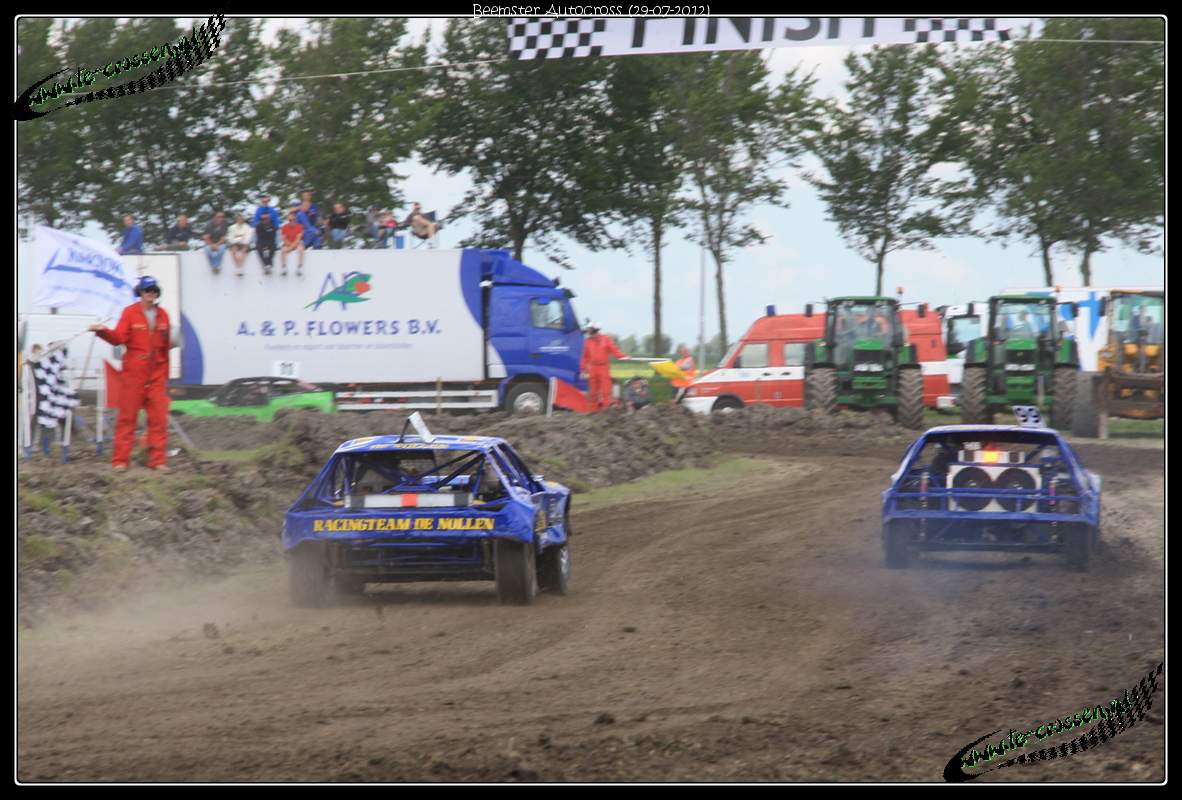 1182x800 pixels (139K)