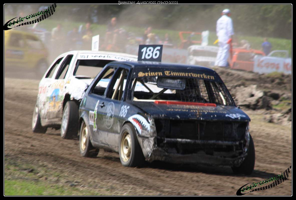 1182x800 pixels (111K)