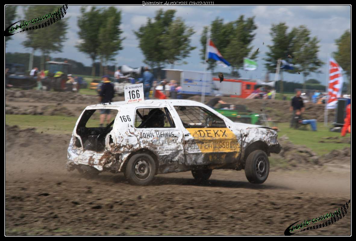 1182x800 pixels (129K)