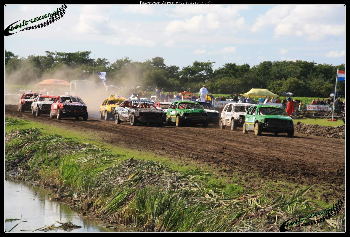 1182x800 pixels (184K)