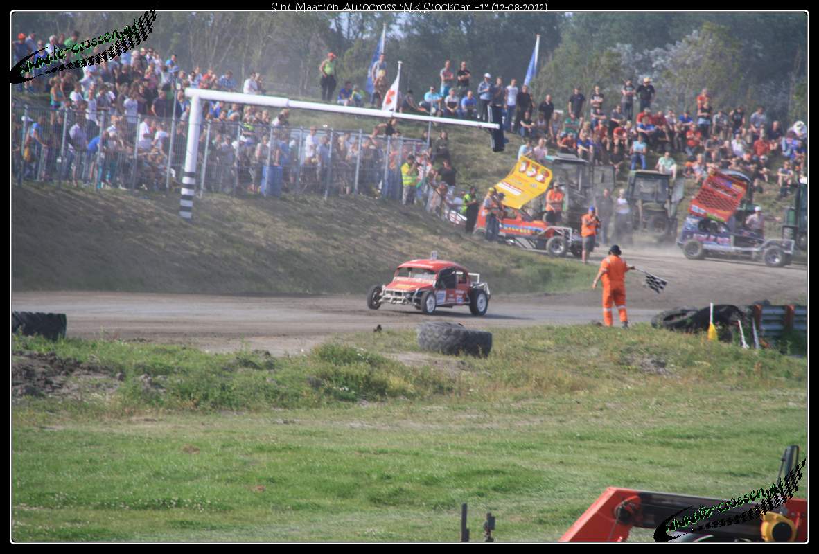 1182x800 pixels (145K)