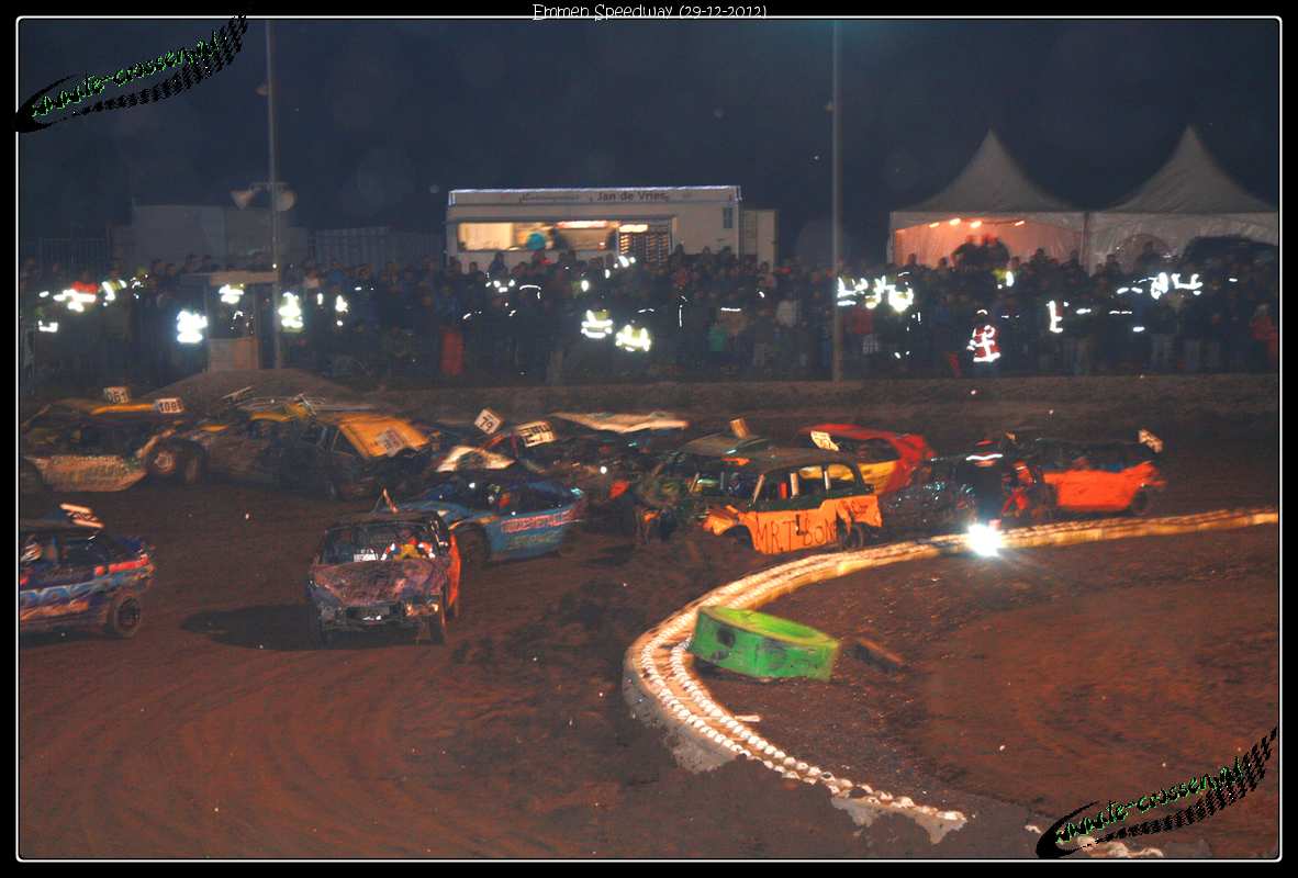 1182x800 pixels (85K)
