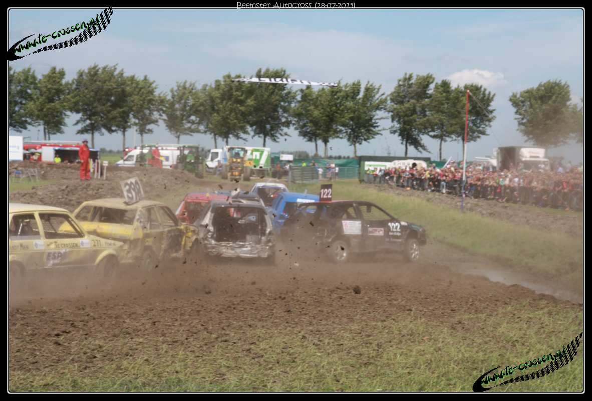 1182x800 pixels (113K)