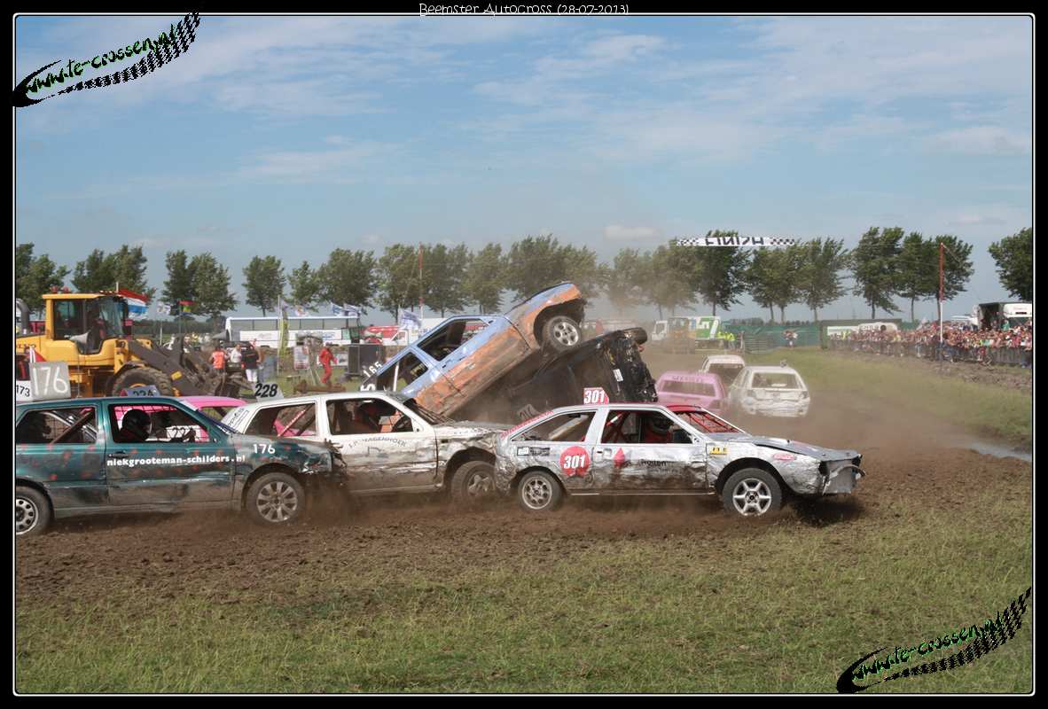 1182x800 pixels (128K)