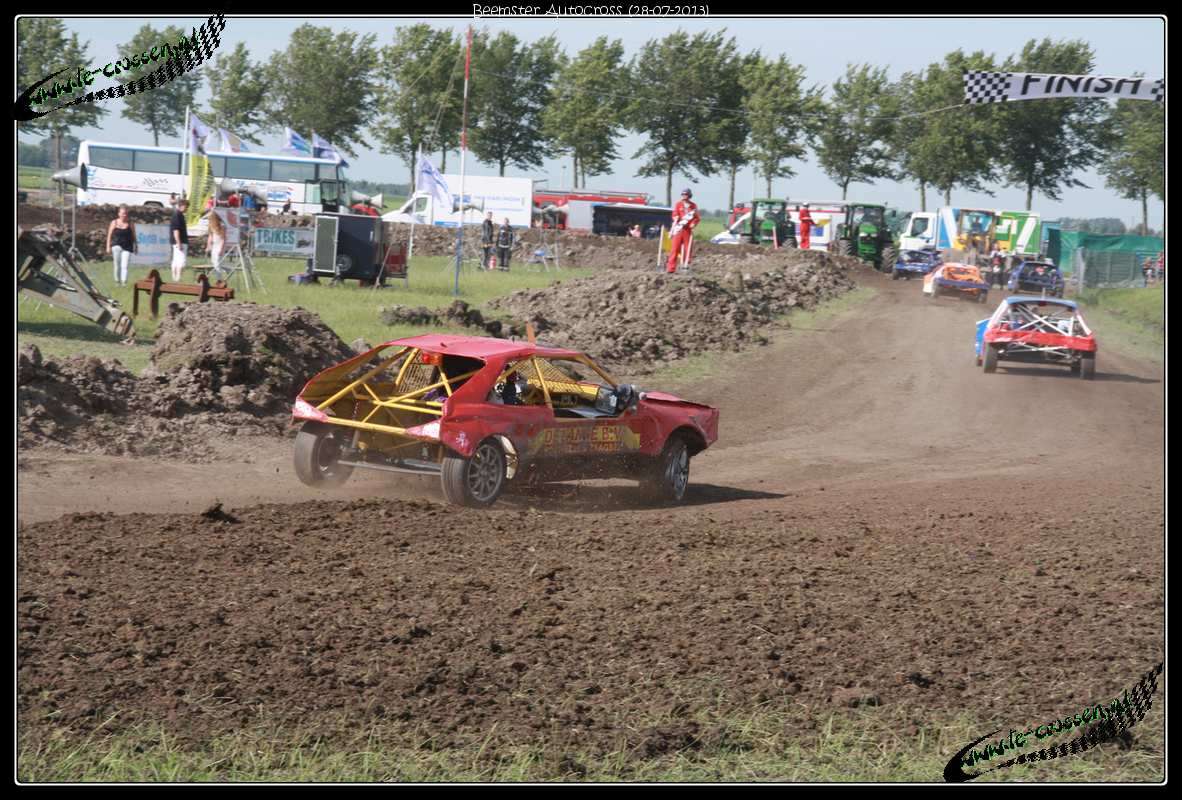 1182x800 pixels (172K)