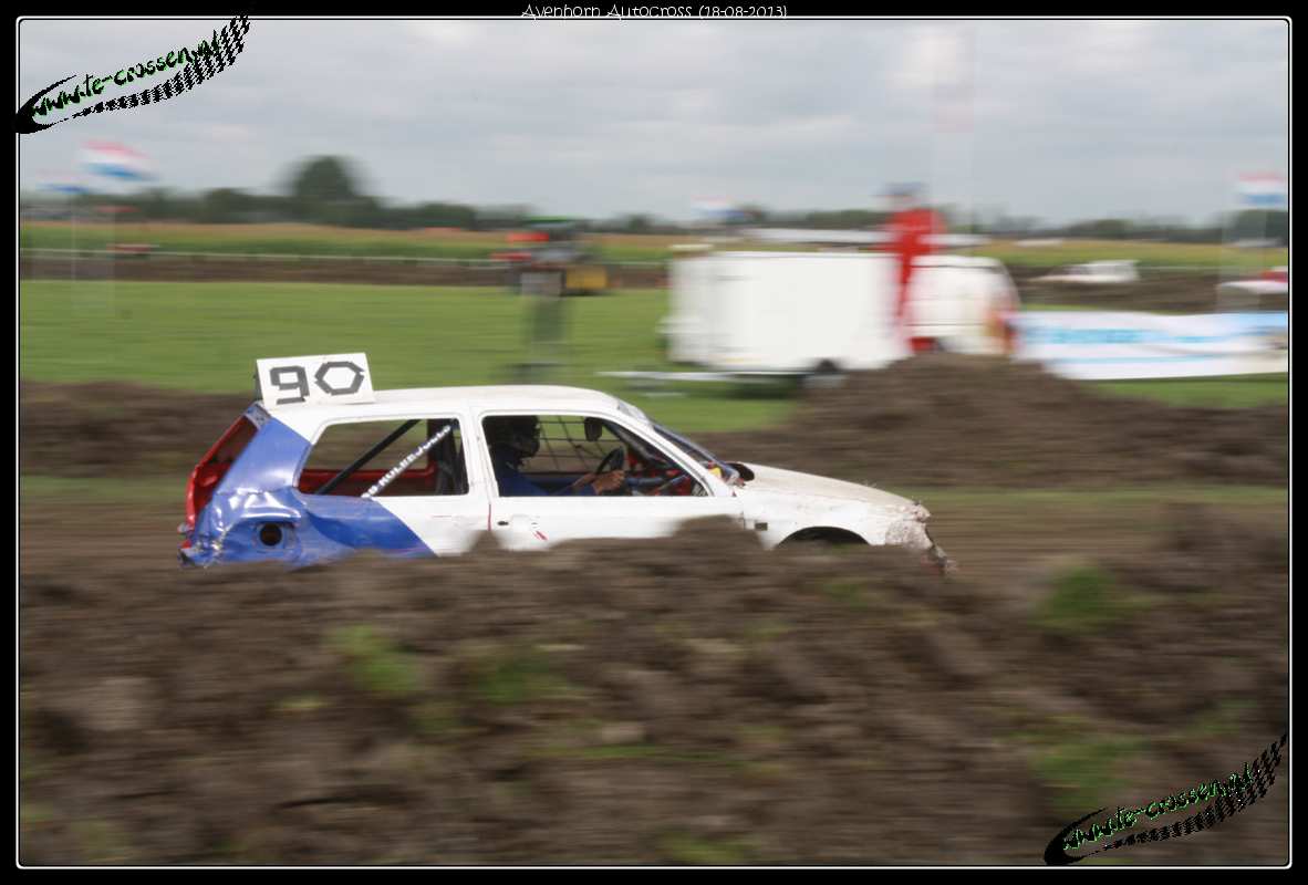 1182x800 pixels (85K)