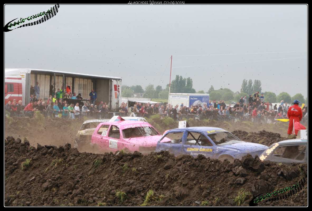 1182x800 pixels (115K)