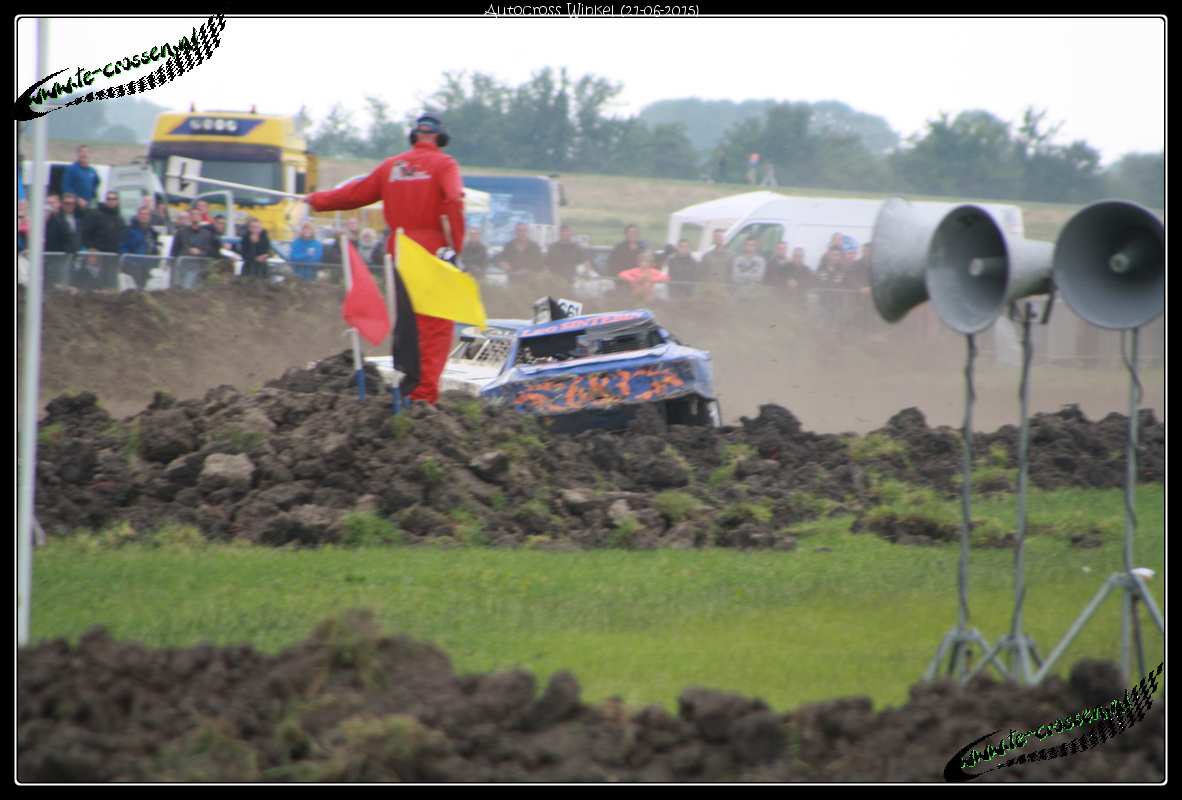 1182x800 pixels (95K)