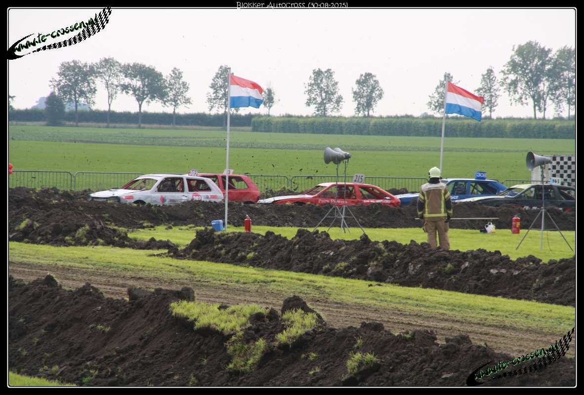 1182x800 pixels (130K)