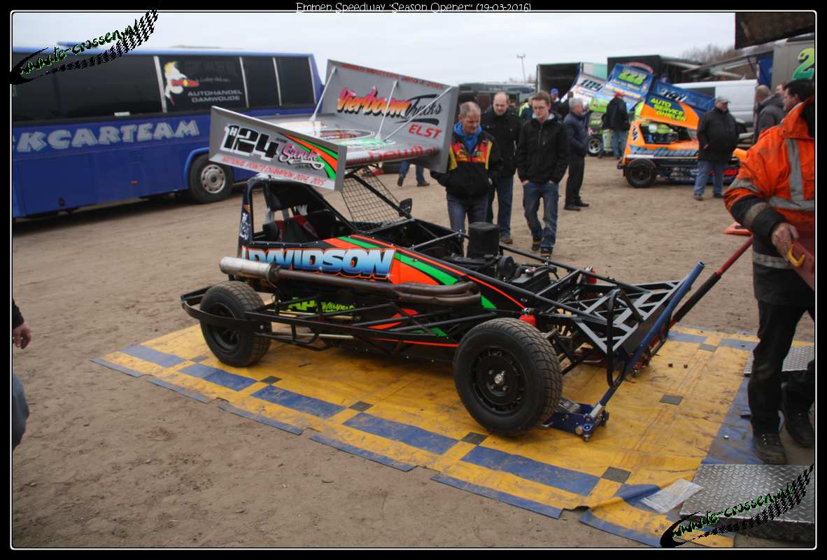 1182x800 pixels (126K)