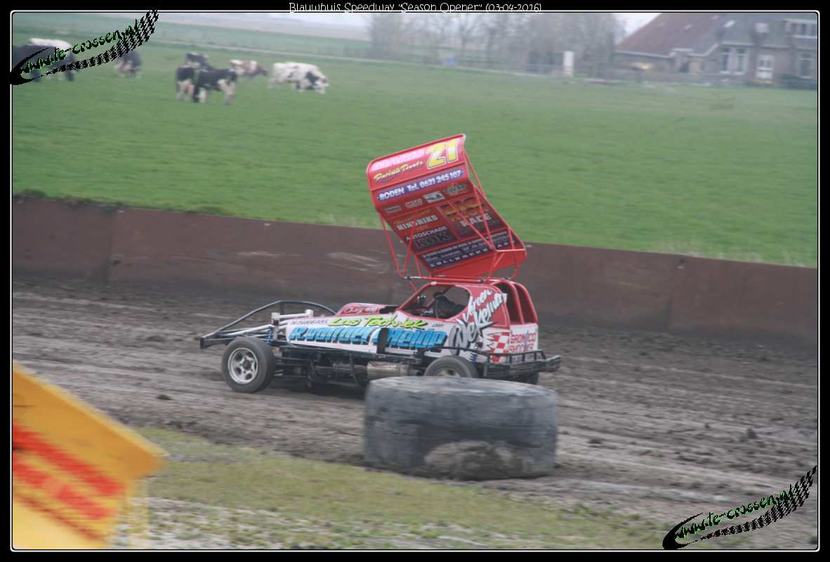 1182x800 pixels (95K)