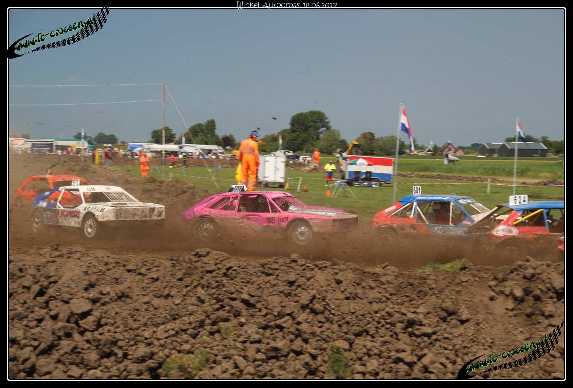 1182x800 pixels (122K)