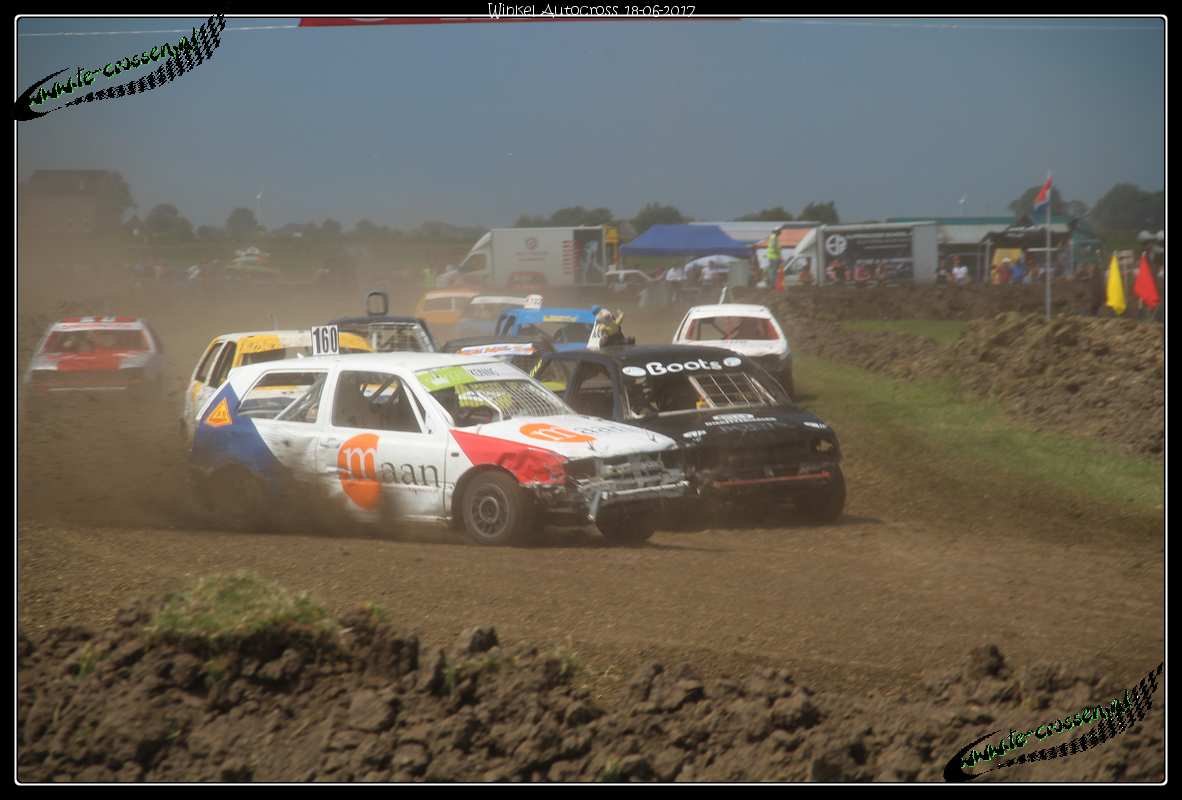 1182x800 pixels (95K)