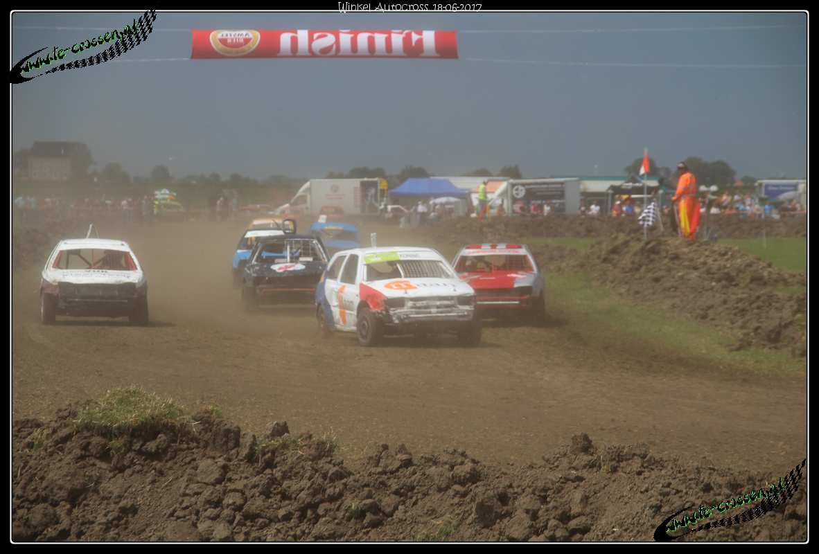 1182x800 pixels (95K)