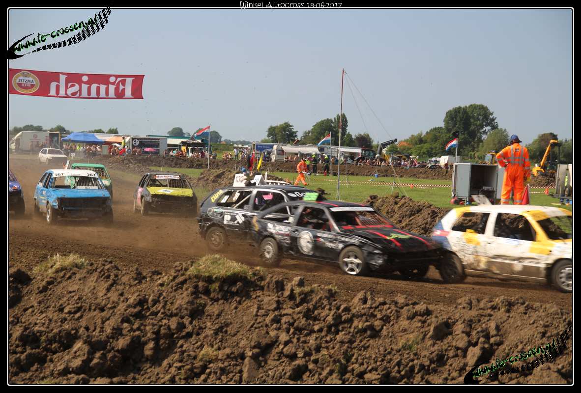 1182x800 pixels (145K)