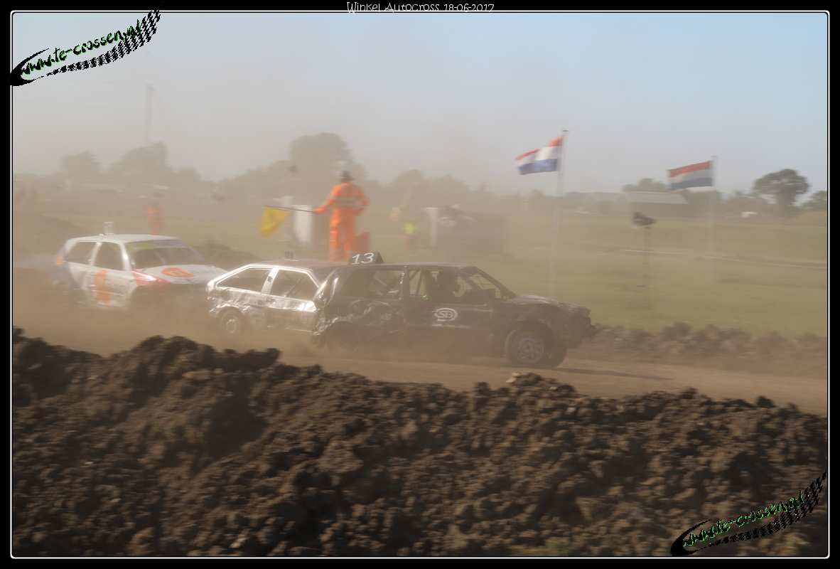 1182x800 pixels (80K)
