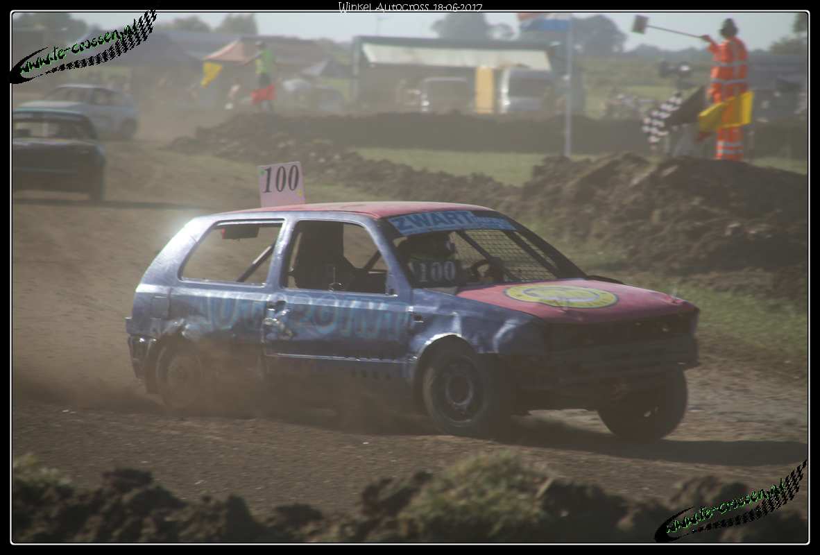 1182x800 pixels (82K)