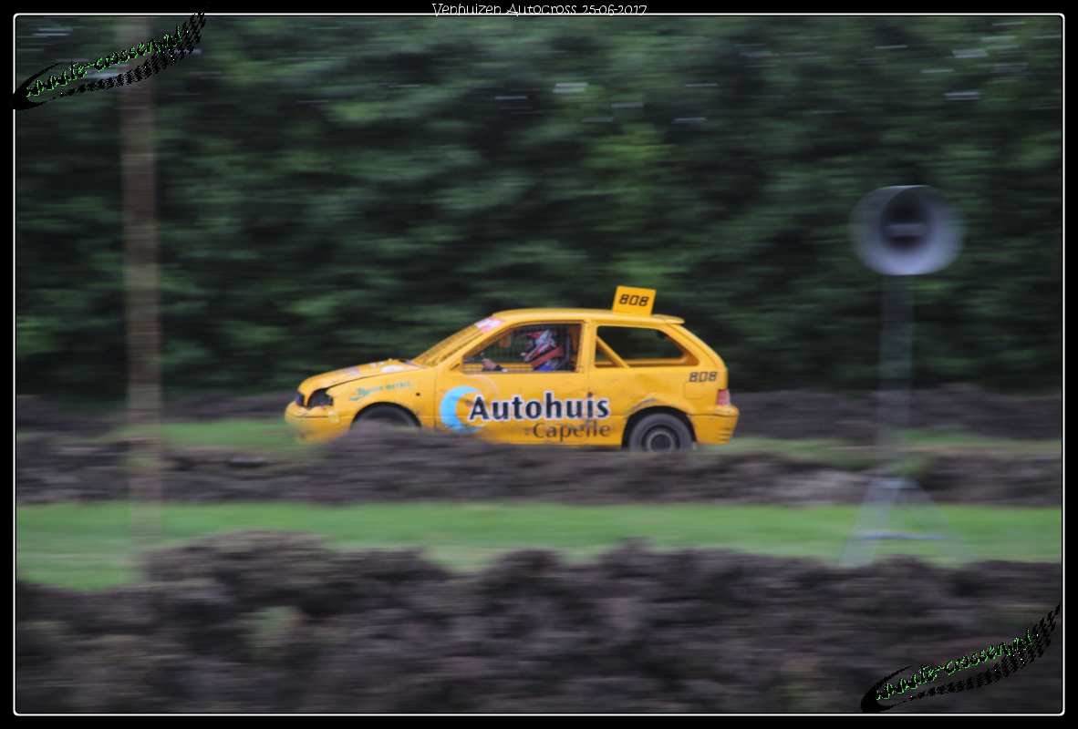 1182x800 pixels (85K)