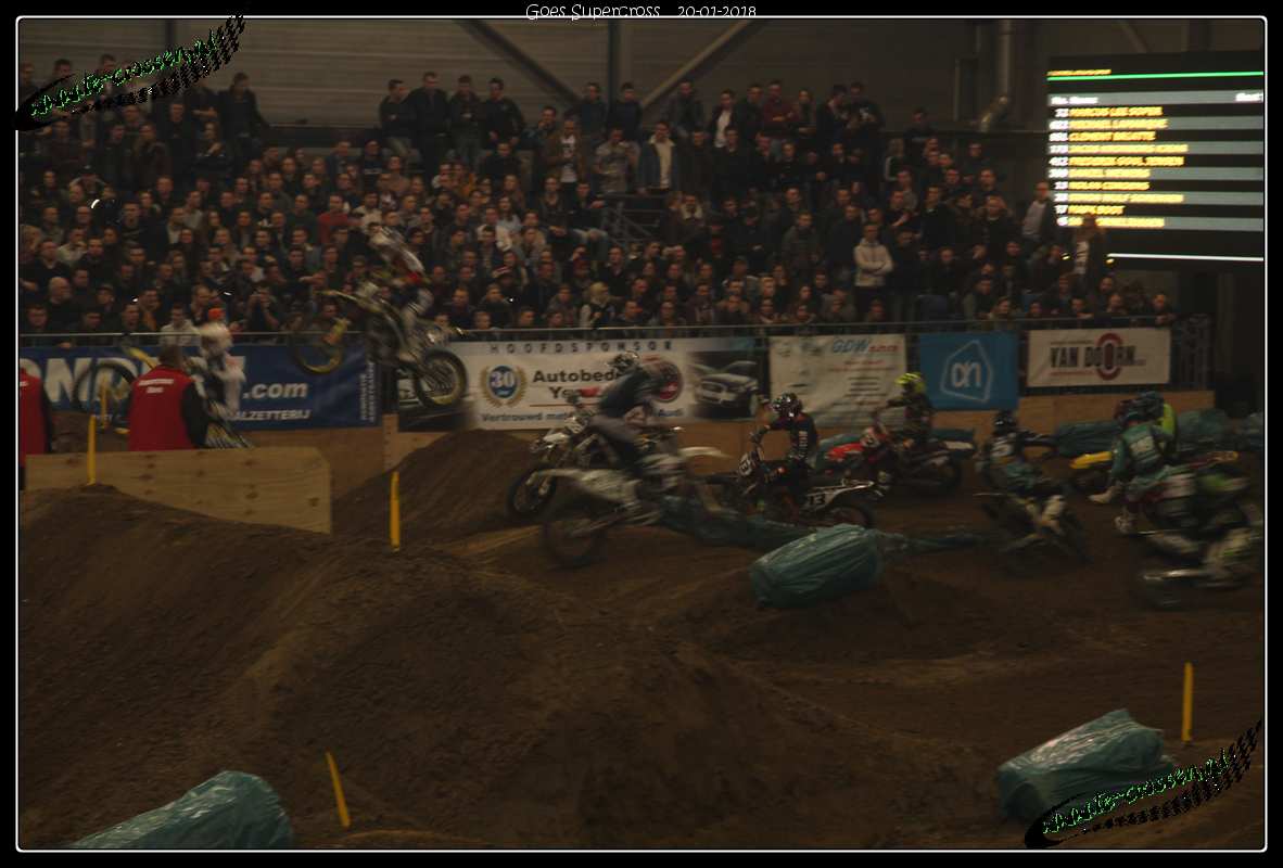 1182x800 pixels (97K)