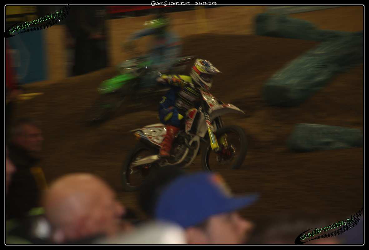 1182x800 pixels (70K)