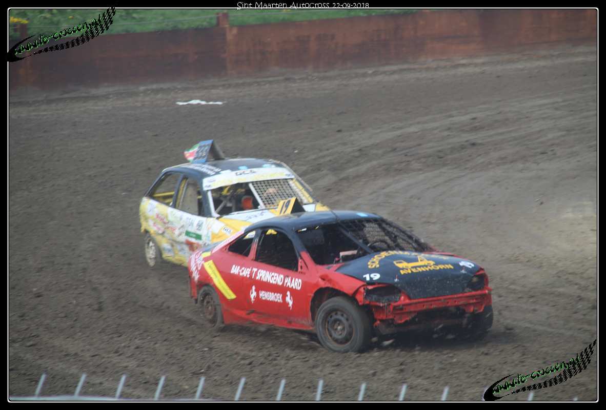 1182x800 pixels (98K)