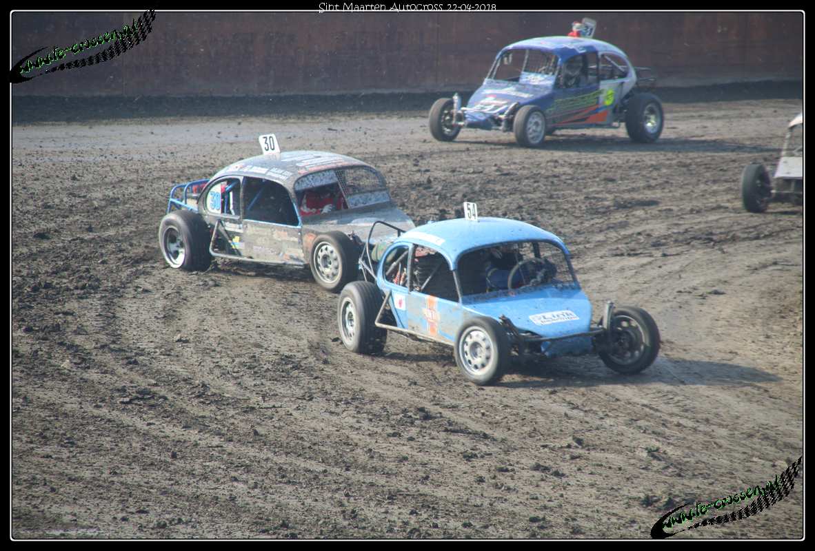 1182x800 pixels (156K)